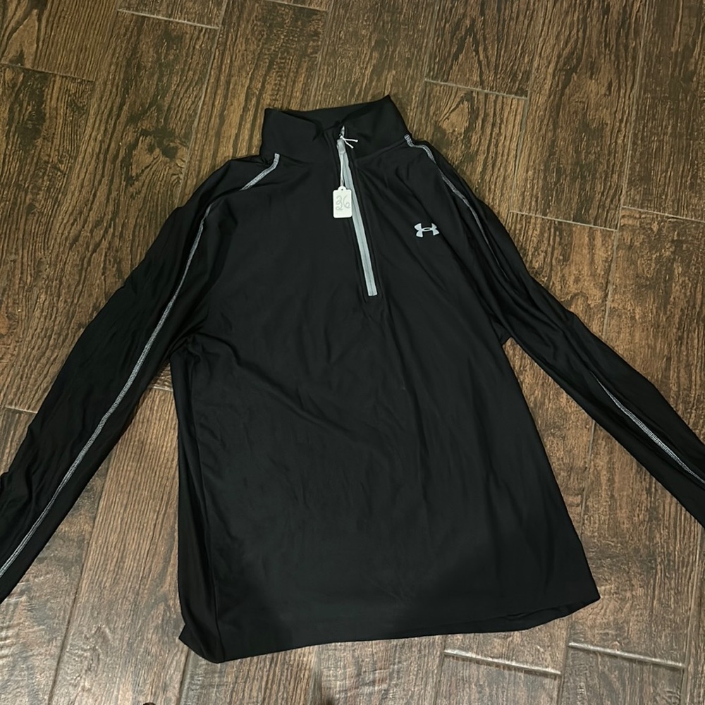 Black Under Armour long sleeve shirt size L